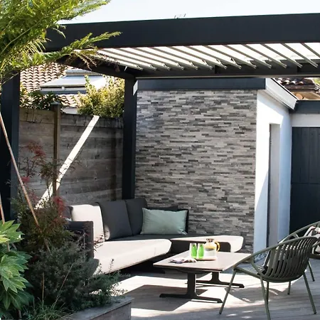 Lous Pins - - Terrasse Дом отдыха *